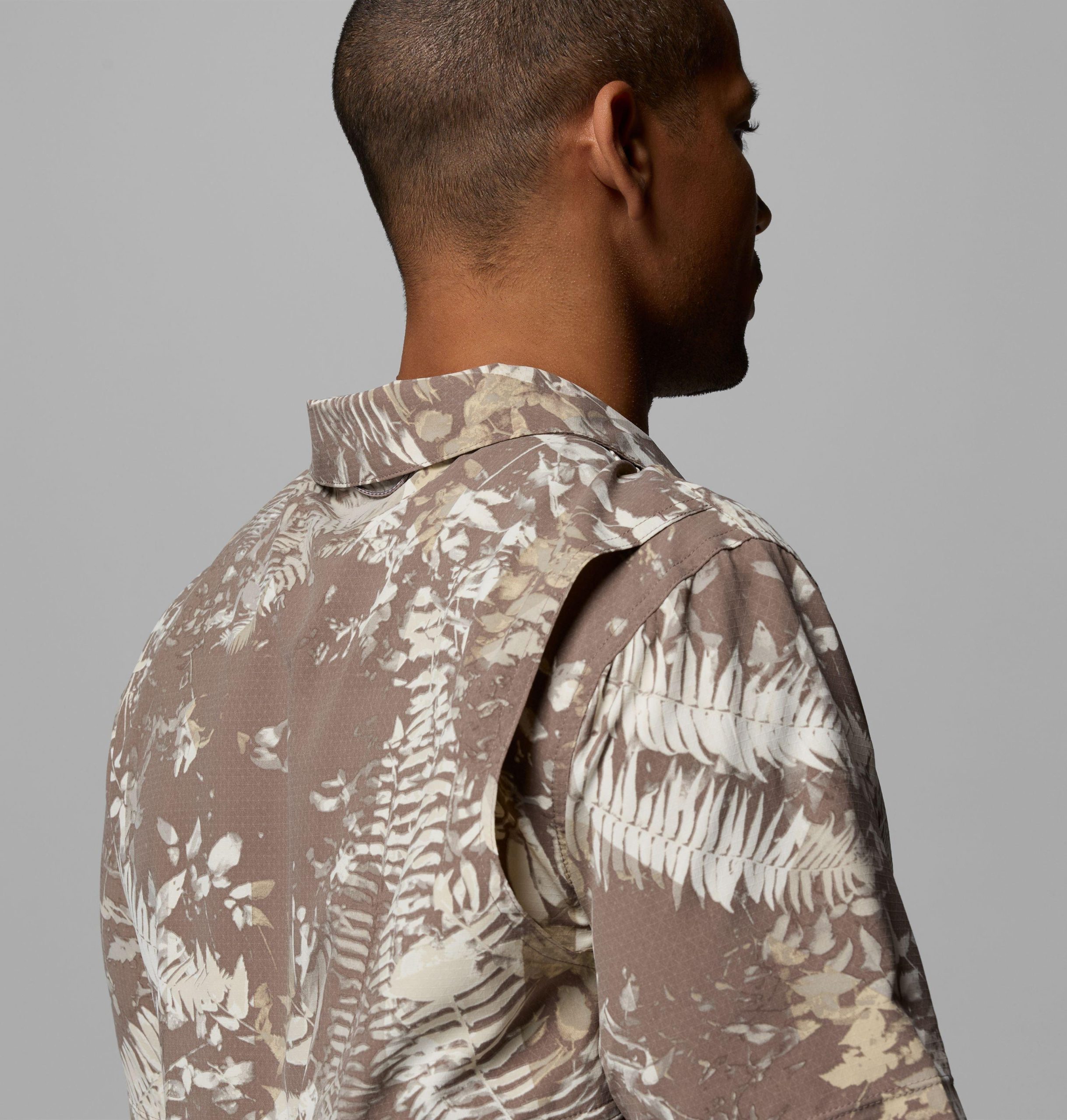 herre tech trail utility printed woven kortermet t-skjorte
