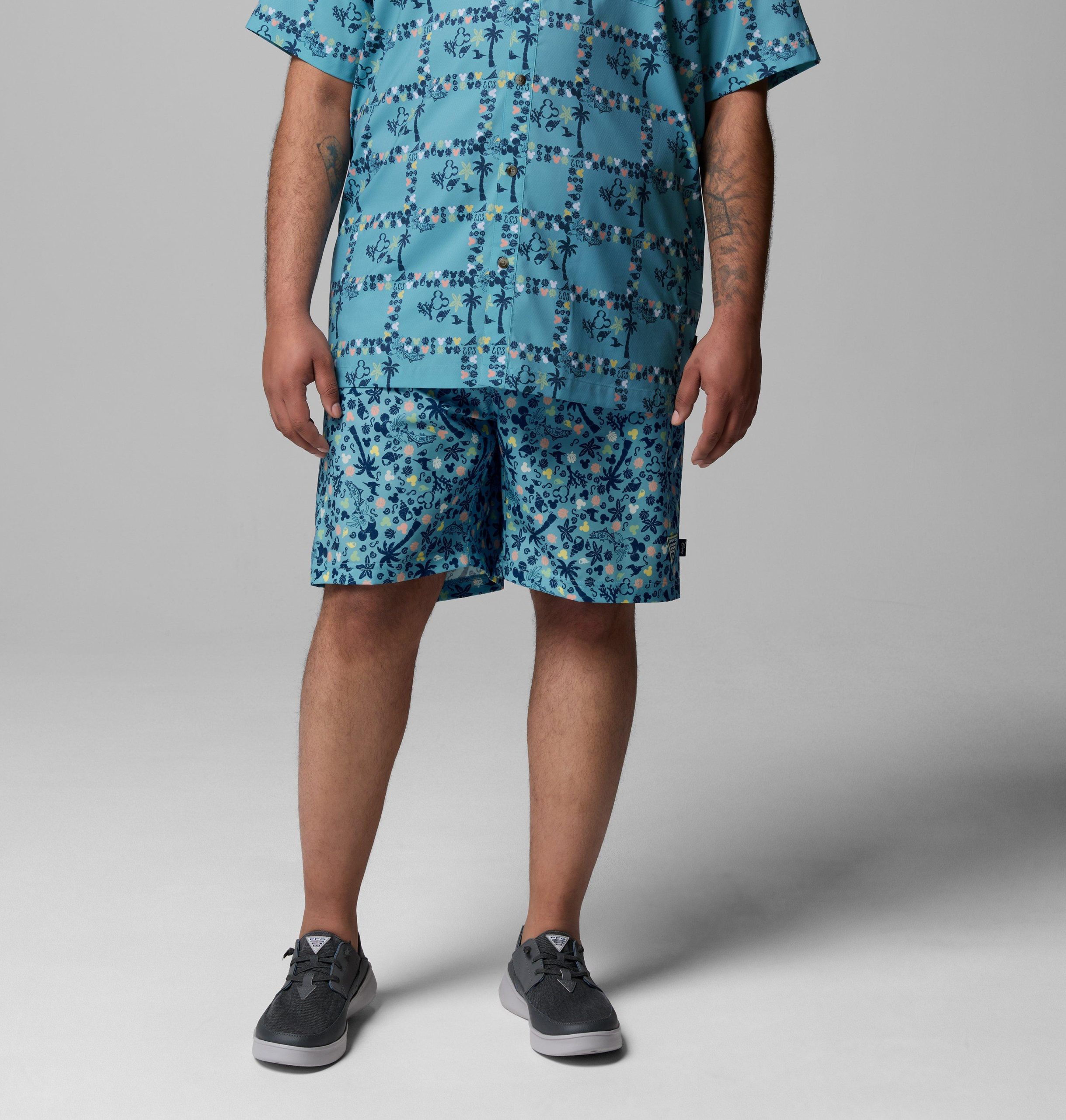 herre csc x disney pfg rambler vannshorts – stor