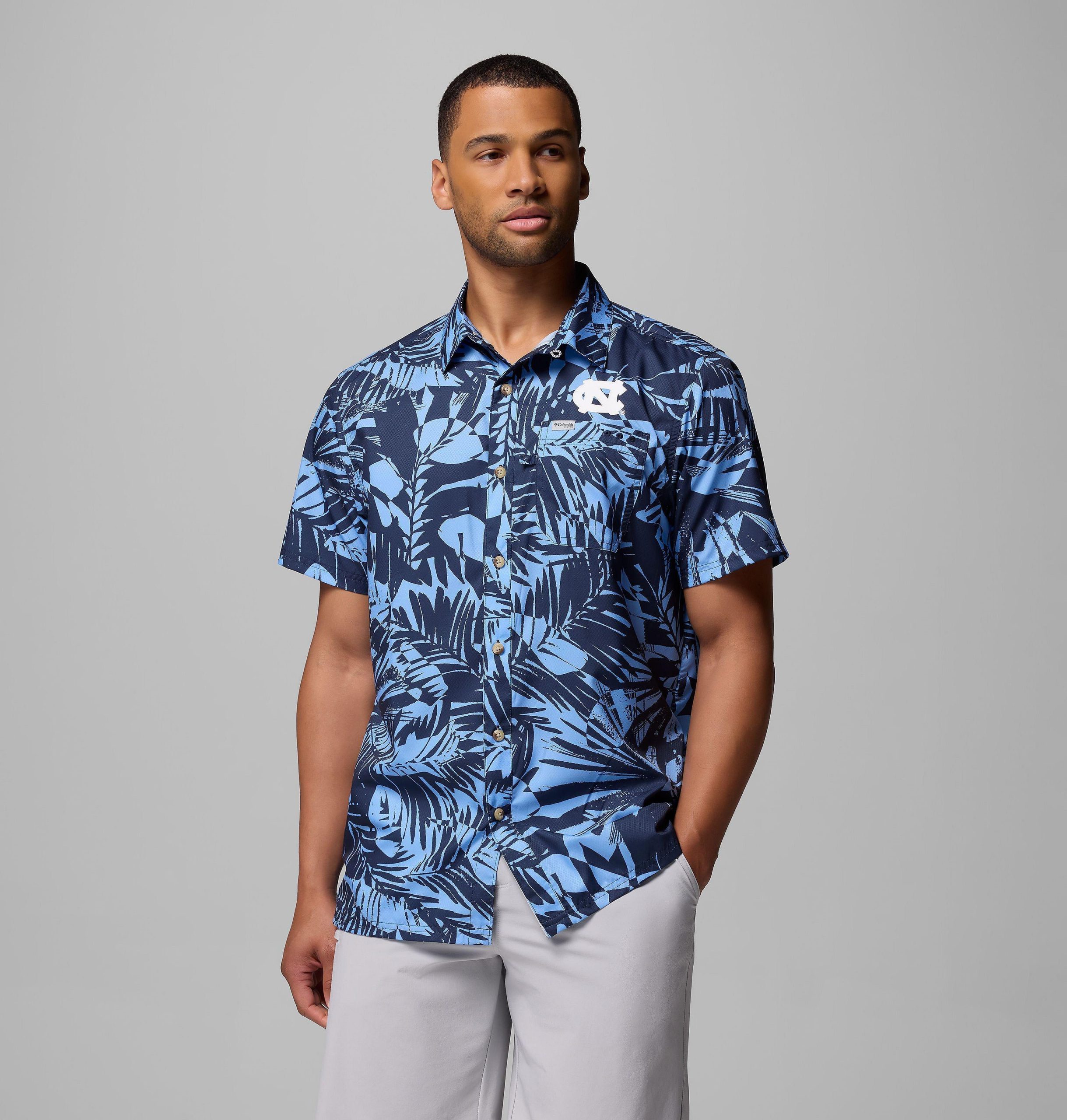 herre collegiate pfg super slack tide-skjorte – nord-carolina