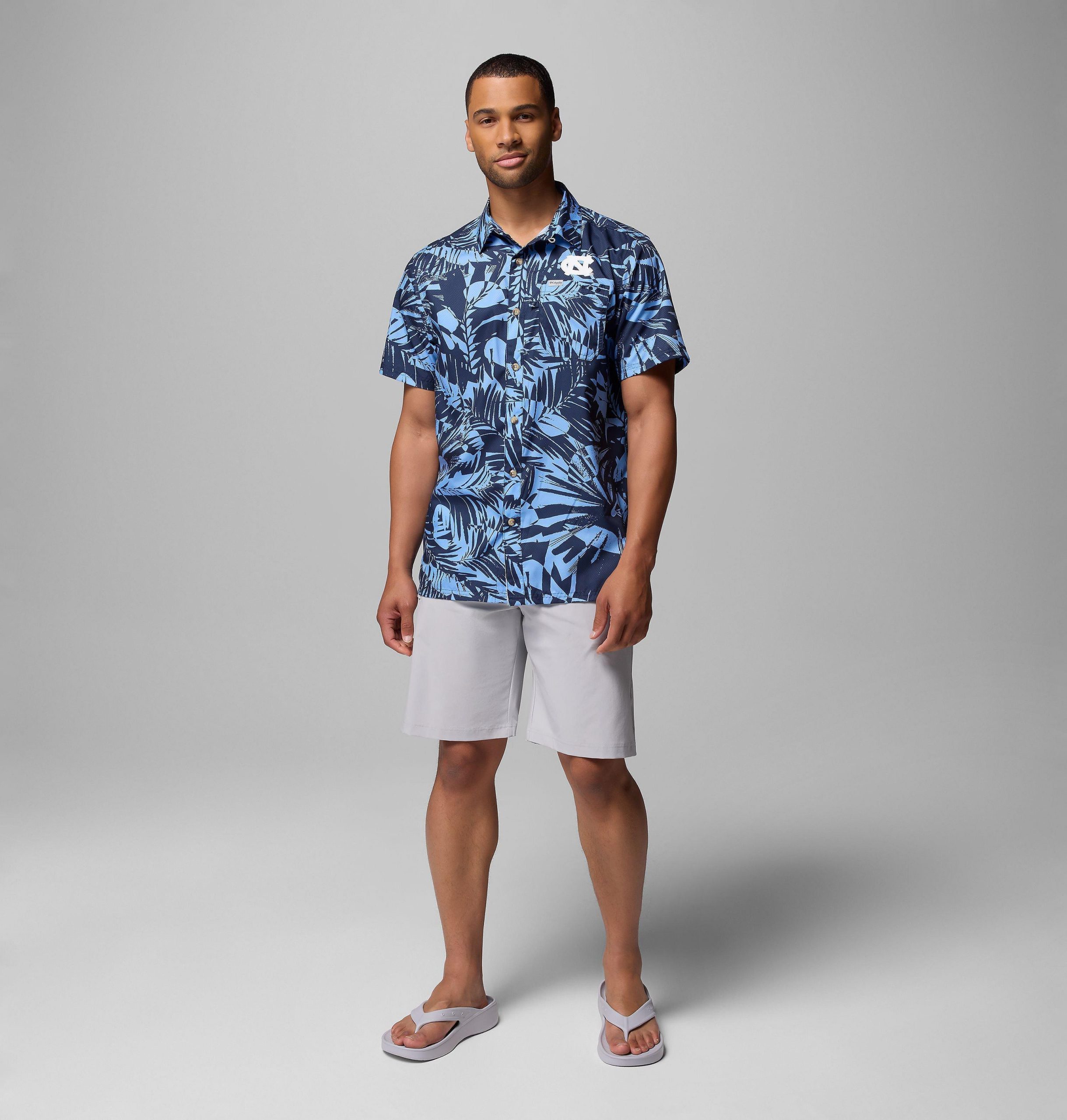 herre collegiate pfg super slack tide-skjorte – nord-carolina