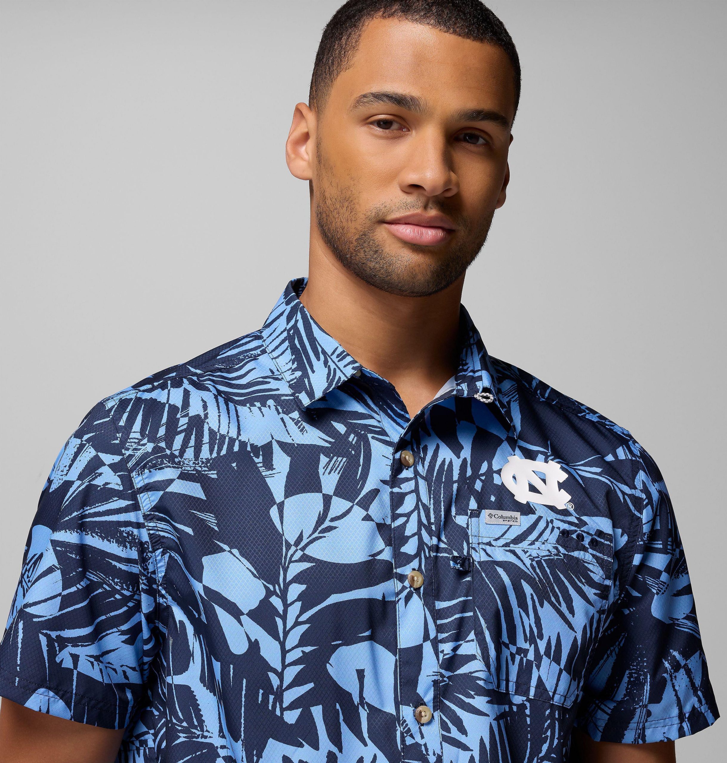 herre collegiate pfg super slack tide-skjorte – nord-carolina