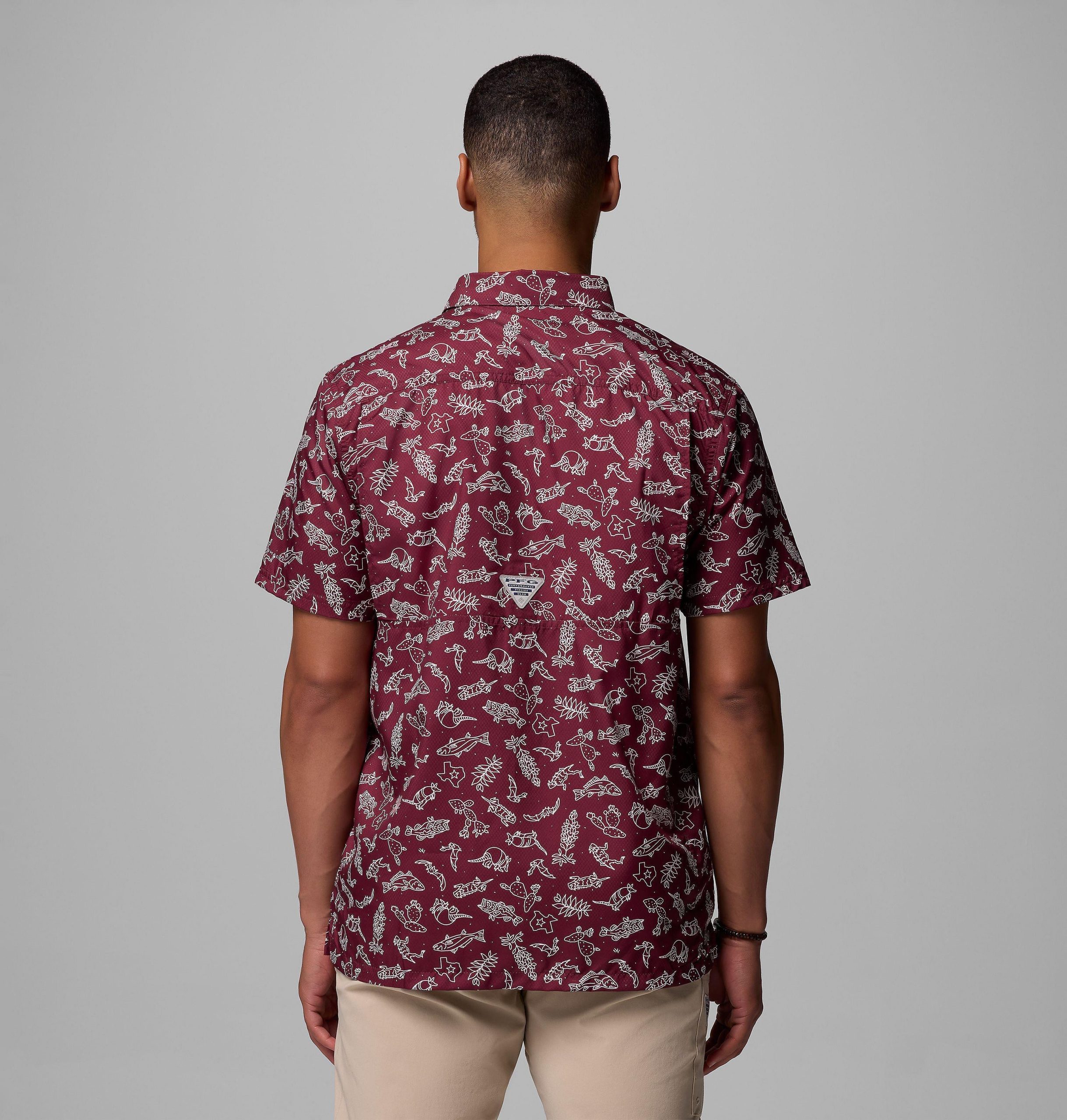 herre collegiate pfg super slack tide-skjorte – texas am