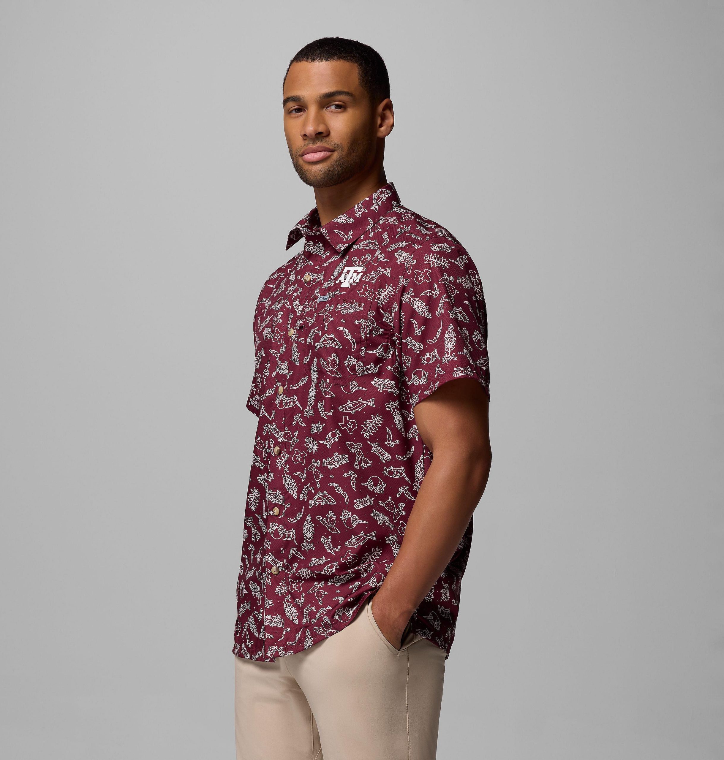herre collegiate pfg super slack tide-skjorte – texas am