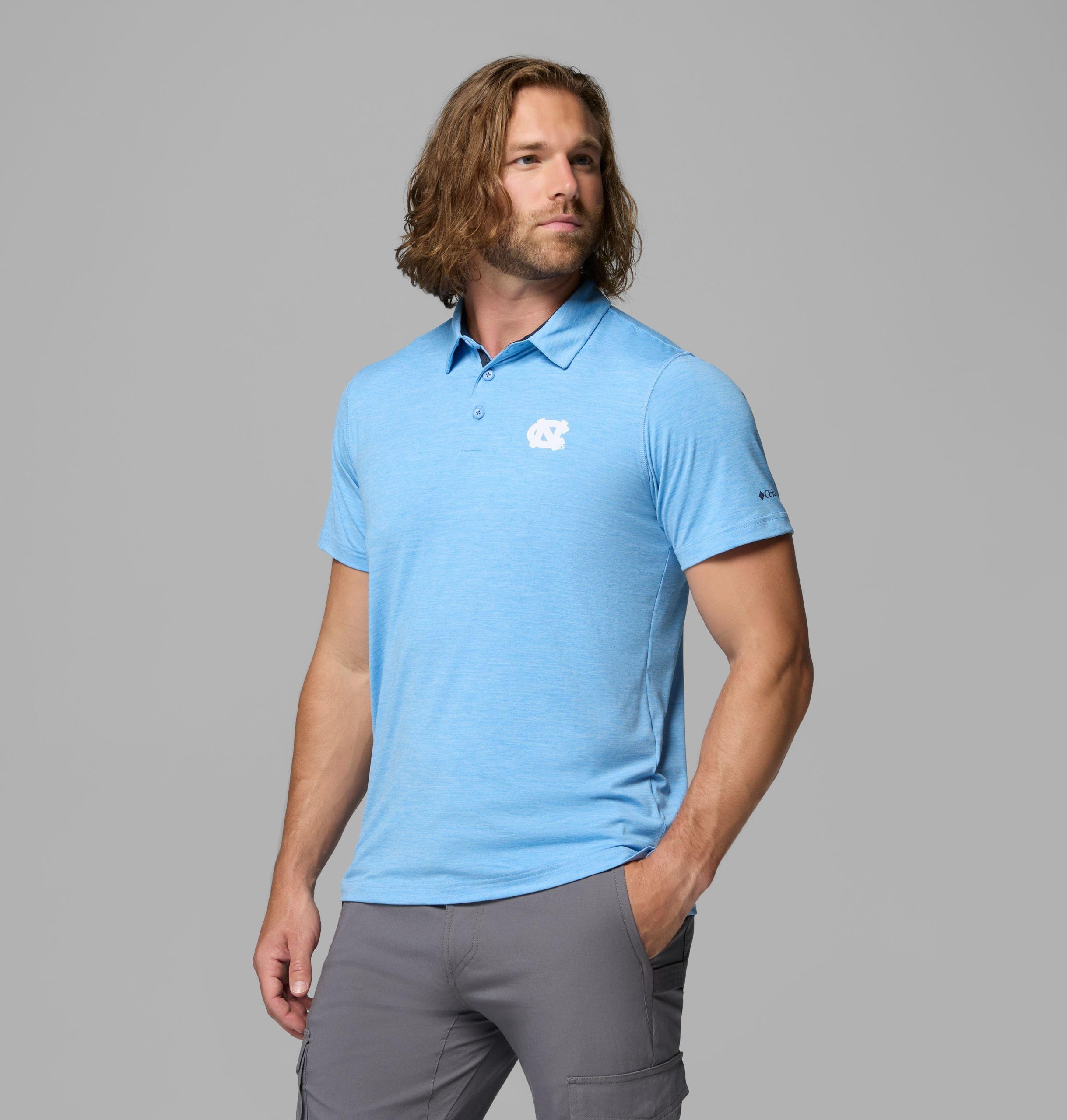 herre collegiate tech trail polo – nord-carolina