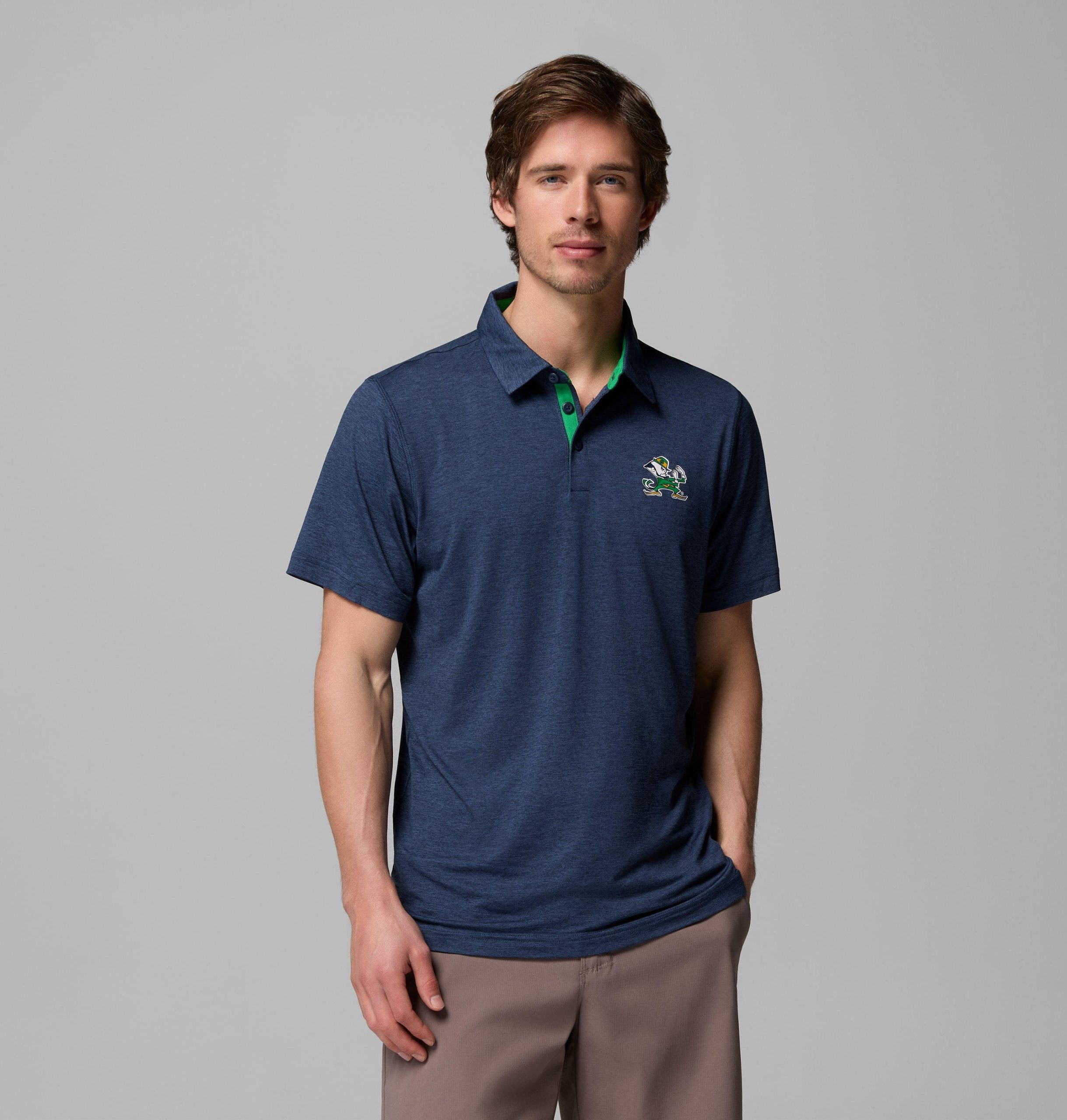 herre collegiate tech trail polo - notre dame