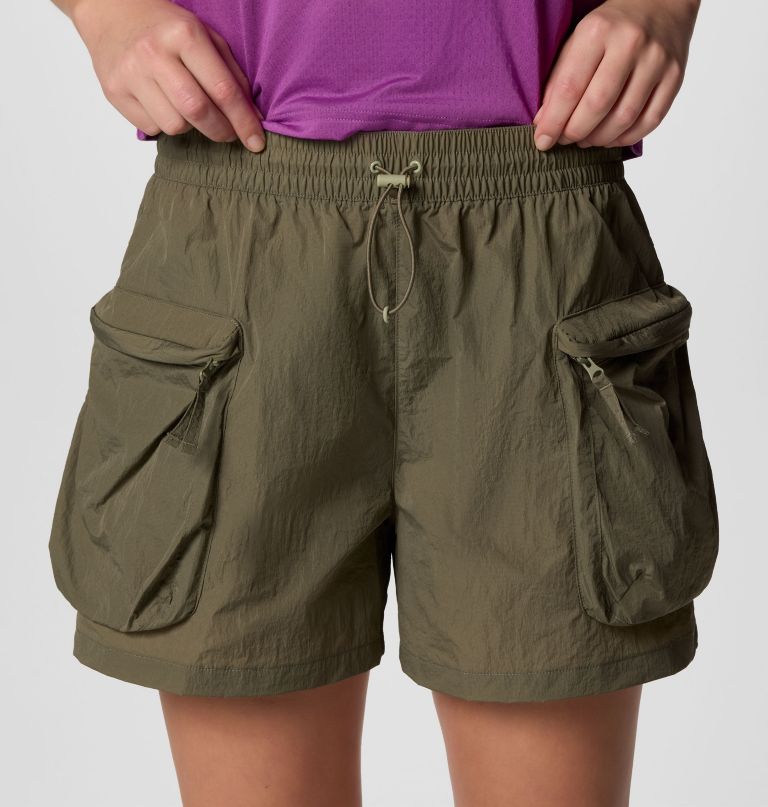elevated view cargo shorts for kvinner