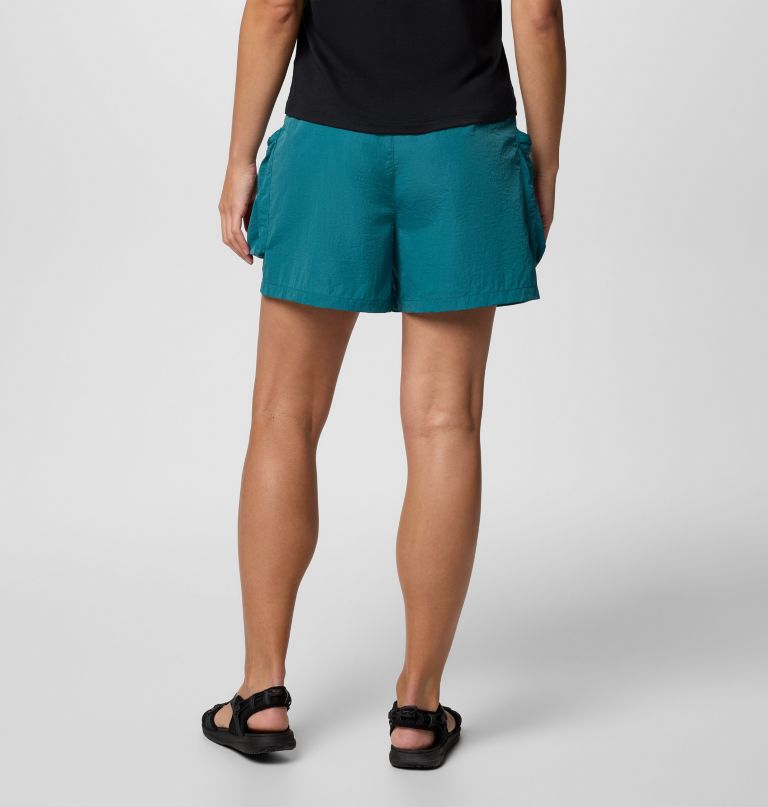 elevated view cargo shorts for kvinner